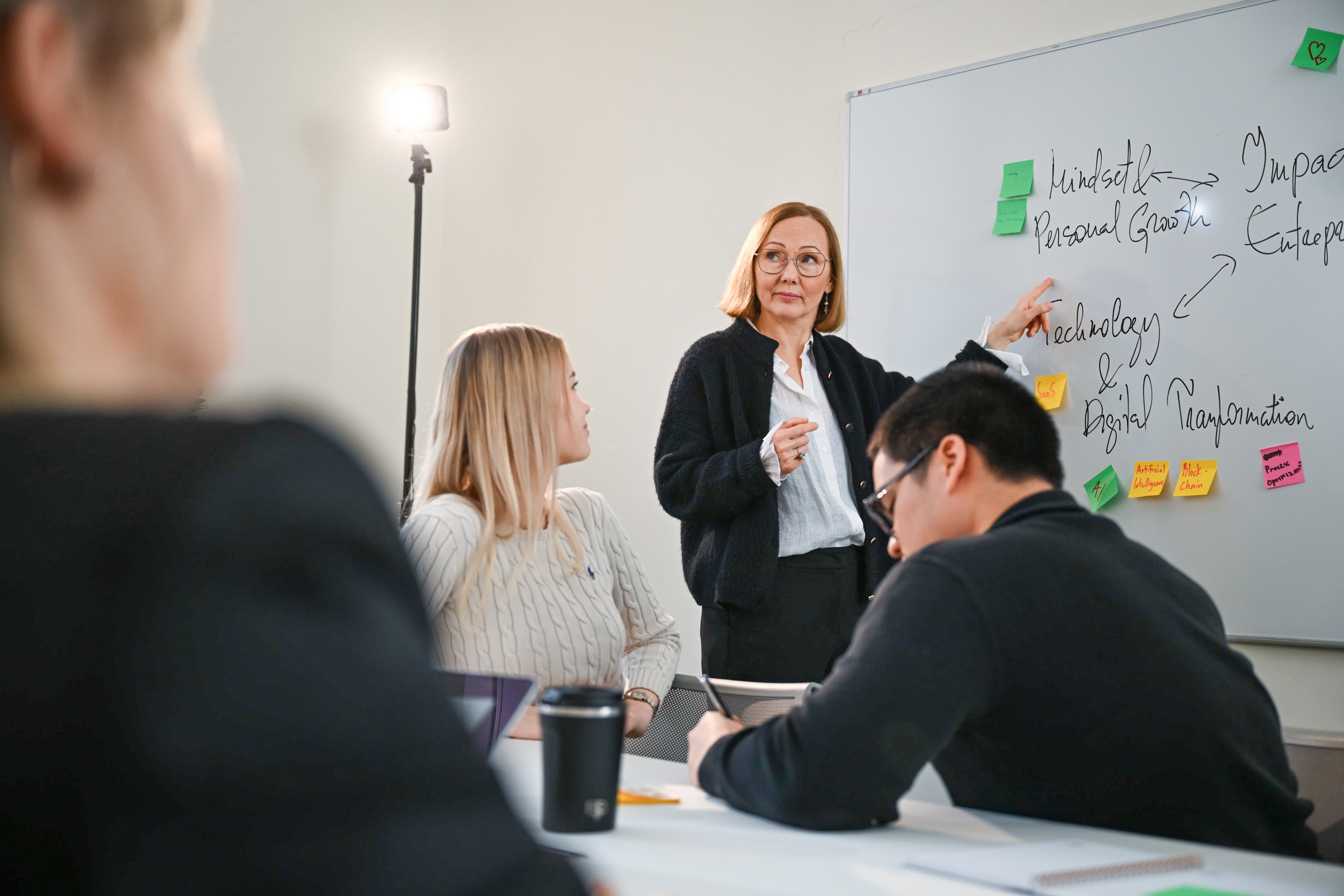 õppejõud klassiruumis