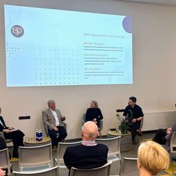 Maria Kütt, Maiko Kalvet, Anneli Veispak ja Kaarel Suuk 27.11 EBSis